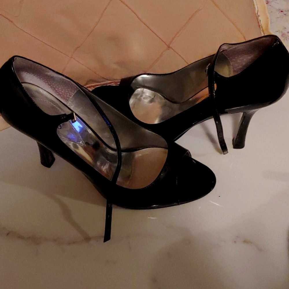 Black Shoes